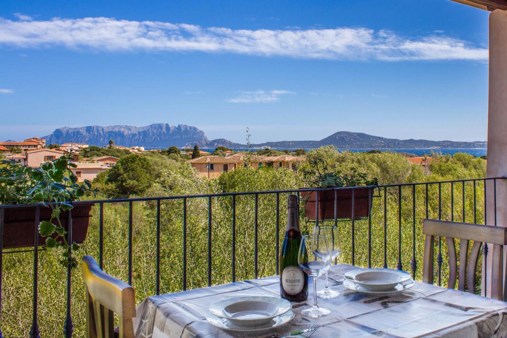Rovo House, Pittulongu, Olbia, Sardinia Villa Екстериор снимка